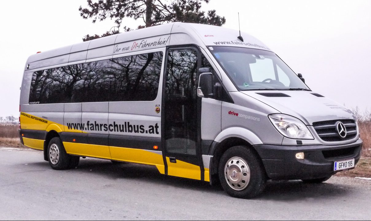 Technische Daten Sprinter Fahrschulbus At